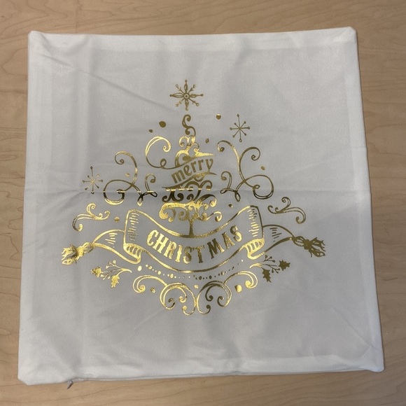 Christmas Pillow Covers, 4 Pack of Golden Snowflakes, 18 x 18 inches - Picture 4 of 7